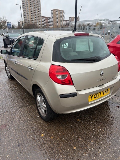 Used Renault Clio 2007 for sale - 76856589: Photo 4