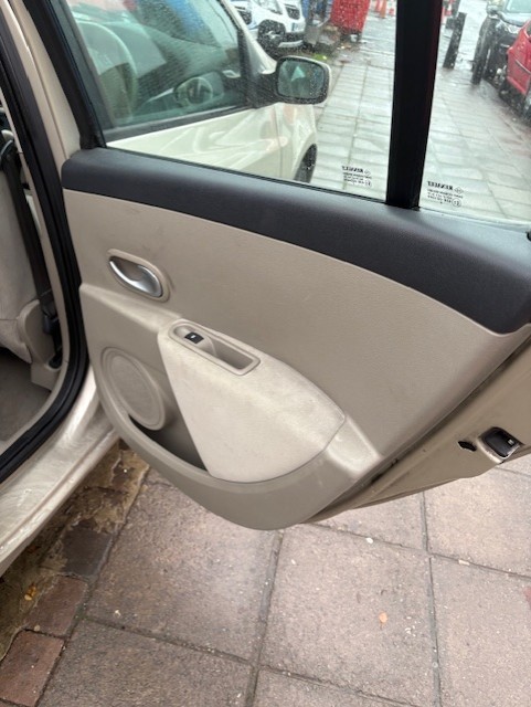 Used Renault Clio 2007 for sale - 76856589: Photo 8