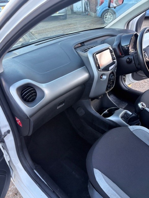 Used Toyota AYGO 2017 for sale - 75980393: Photo 13