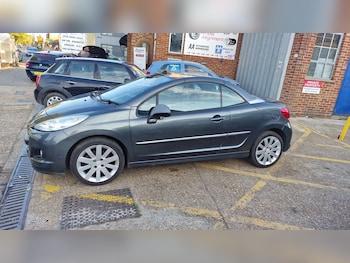 Used Peugeot 207 CC 2012 for sale - 76246067: Photo