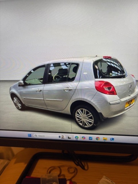 Used Renault Clio 2006 for sale - 76518087: Photo 2