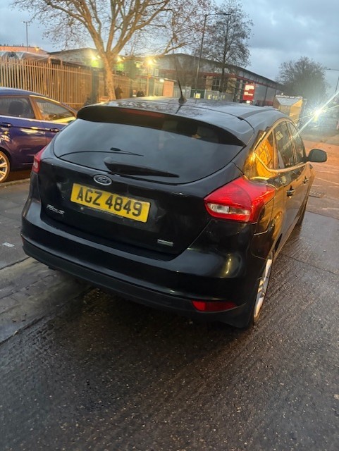 Used Ford Focus 2015 for sale - 77347027: Photo 3