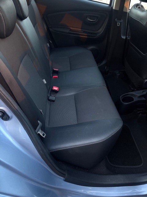 Used Toyota Yaris 2015 for sale - 76661183: Photo 11