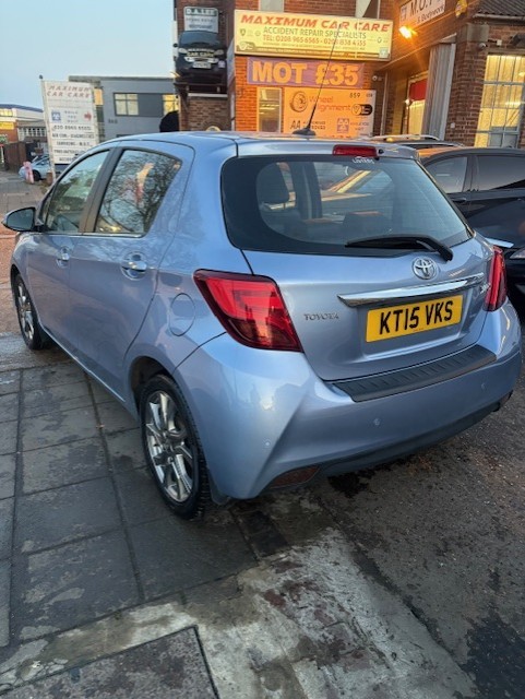 Used Toyota Yaris 2015 for sale - 76661183: Photo 3