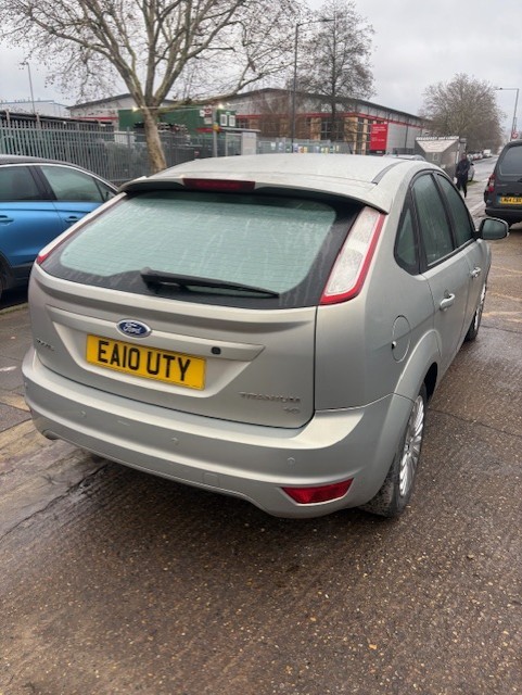 Used Ford Focus 2010 for sale - 77021946: Photo 4