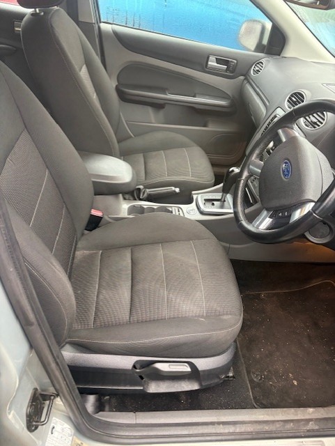 Used Ford Focus 2010 for sale - 77021946: Photo 7