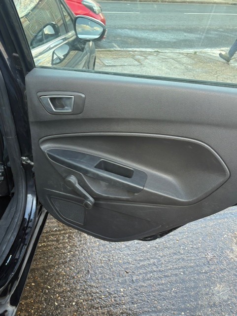 Used Ford Fiesta 2013 for sale - 76943011: Photo 10