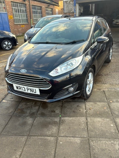 Used Ford Fiesta 2013 for sale - 76943011: Photo 2