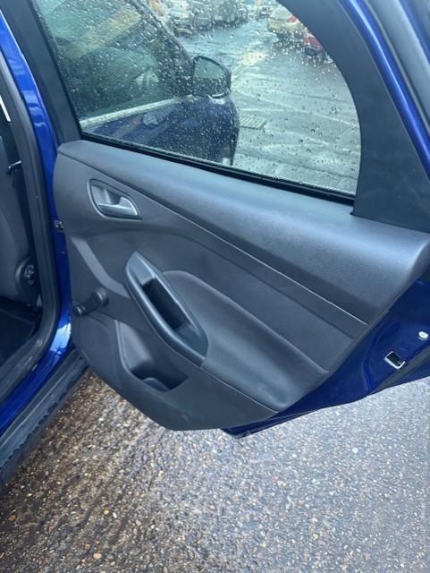 Used Ford Focus 2017 for sale - 77576580: Photo 12