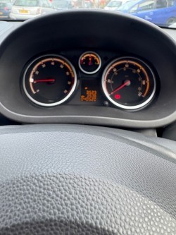 Used Vauxhall Corsa 2010 for sale - 76528782: Photo 5