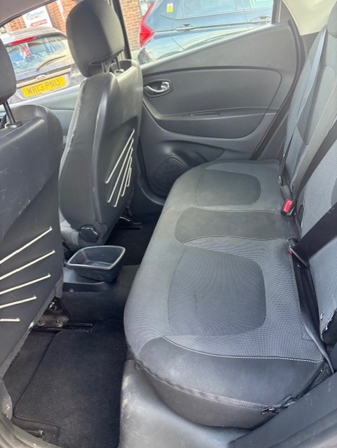 Used Renault Captur 2015 for sale - 76943010: Photo 12