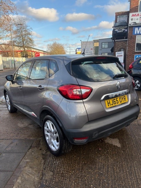 Used Renault Captur 2015 for sale - 76943010: Photo 3