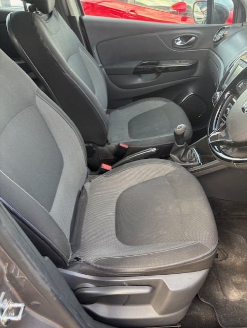 Used Renault Captur 2015 for sale - 76943010: Photo 5