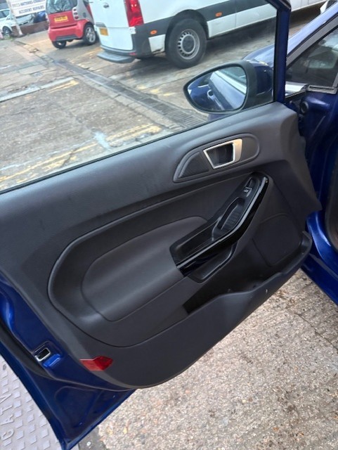 Used Ford Fiesta 2016 for sale - 77614675: Photo 7