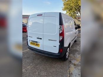 Used Renault Kangoo 2020 for sale - 76128022: Photo