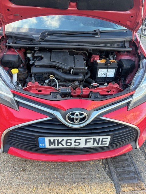 Used Toyota Yaris 2015 for sale - 76760800: Photo 13