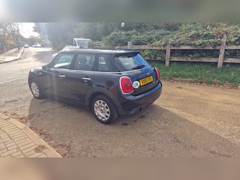 Used MINI Hatch 2016 for sale - 76477490: Photo