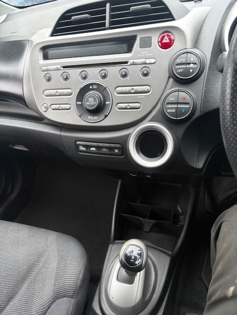 Used Honda Jazz 2010 for sale - 78053654: Photo 13