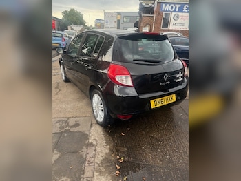 Used Renault Clio 2011 for sale - 75891511: Photo