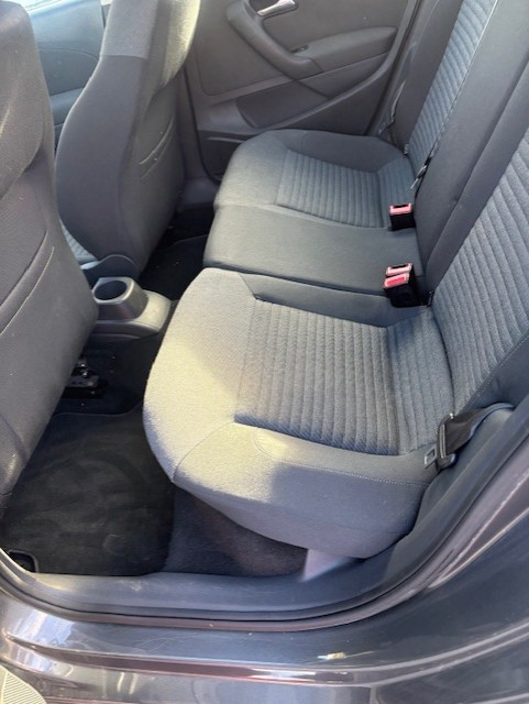 Used Volkswagen Polo 2011 for sale - 76381671: Photo 12