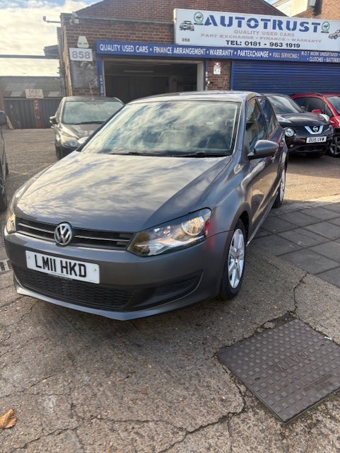 Used Volkswagen Polo 2011 for sale - 76381671: Photo 2