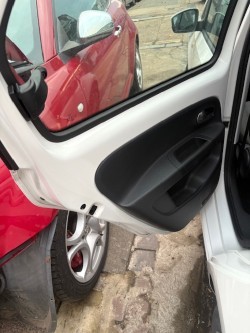 Used Volkswagen up! 2014 for sale - 76487314: Photo 8