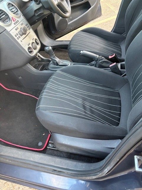 Used Vauxhall Corsa 2010 for sale - 77899032: Photo 12