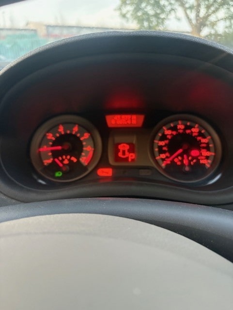 Used Renault Clio 2007 for sale - 76096284: Photo 6
