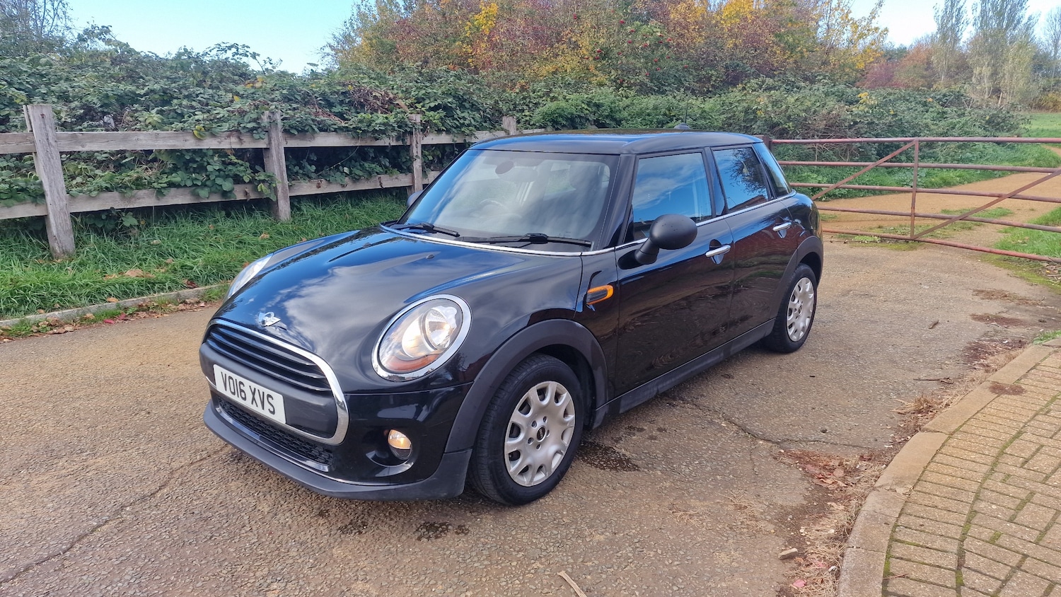 Used MINI Hatch 2016 for sale - 76376791: Photo 1