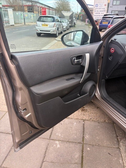 Used Nissan Qashqai 2010 for sale - 77899035: Photo 13