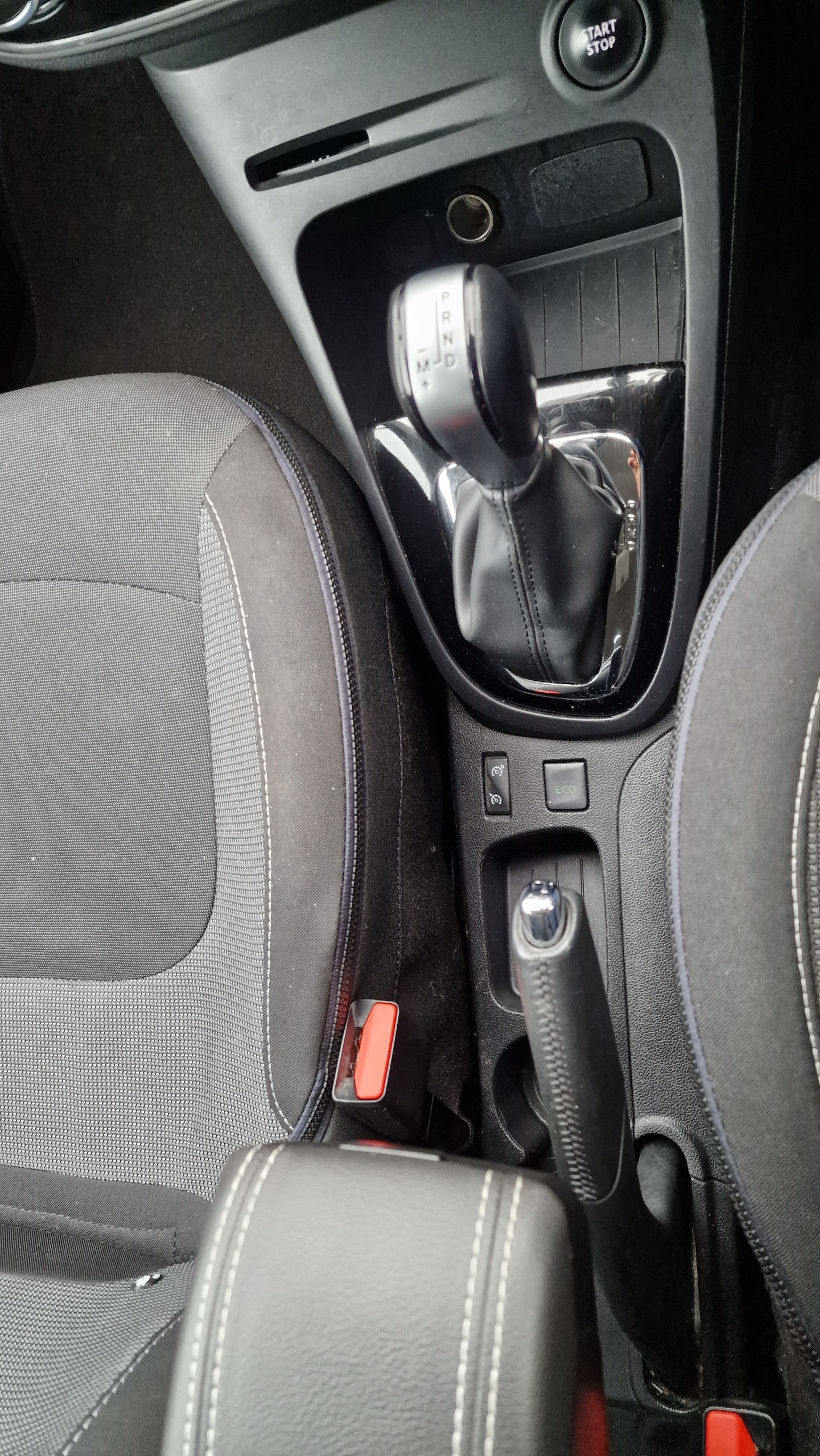 Used Renault Captur 2017 for sale - 76922658: Photo 13