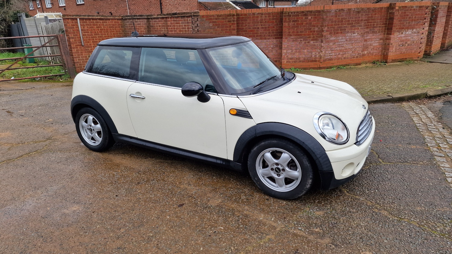 Used MINI Hatch 2010 for sale - 77259058: Photo 7