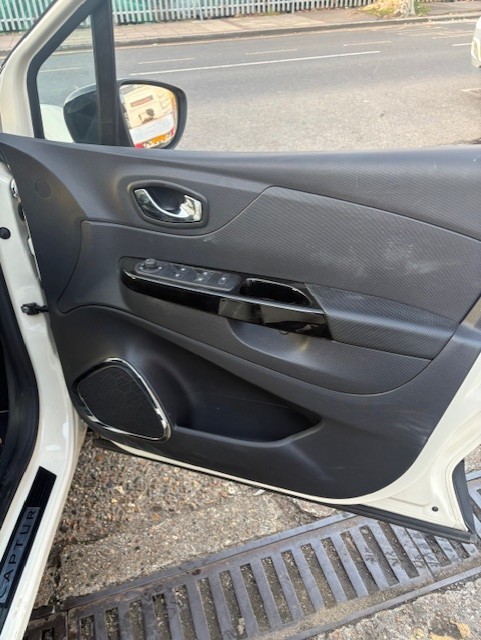 Used Renault Captur 2016 for sale - 77927526: Photo 12