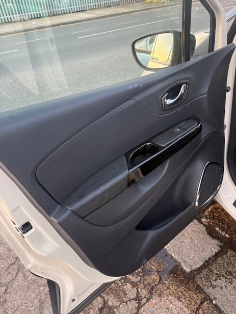 Used Renault Captur 2016 for sale - 77927526: Photo 15