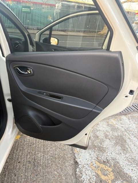 Used Renault Captur 2016 for sale - 77927526: Photo 16