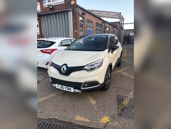 Used Renault Captur 2016 for sale - 77927526: Photo
