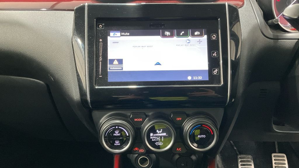 Used Suzuki Swift 2019 for sale - 76617496: Photo 3