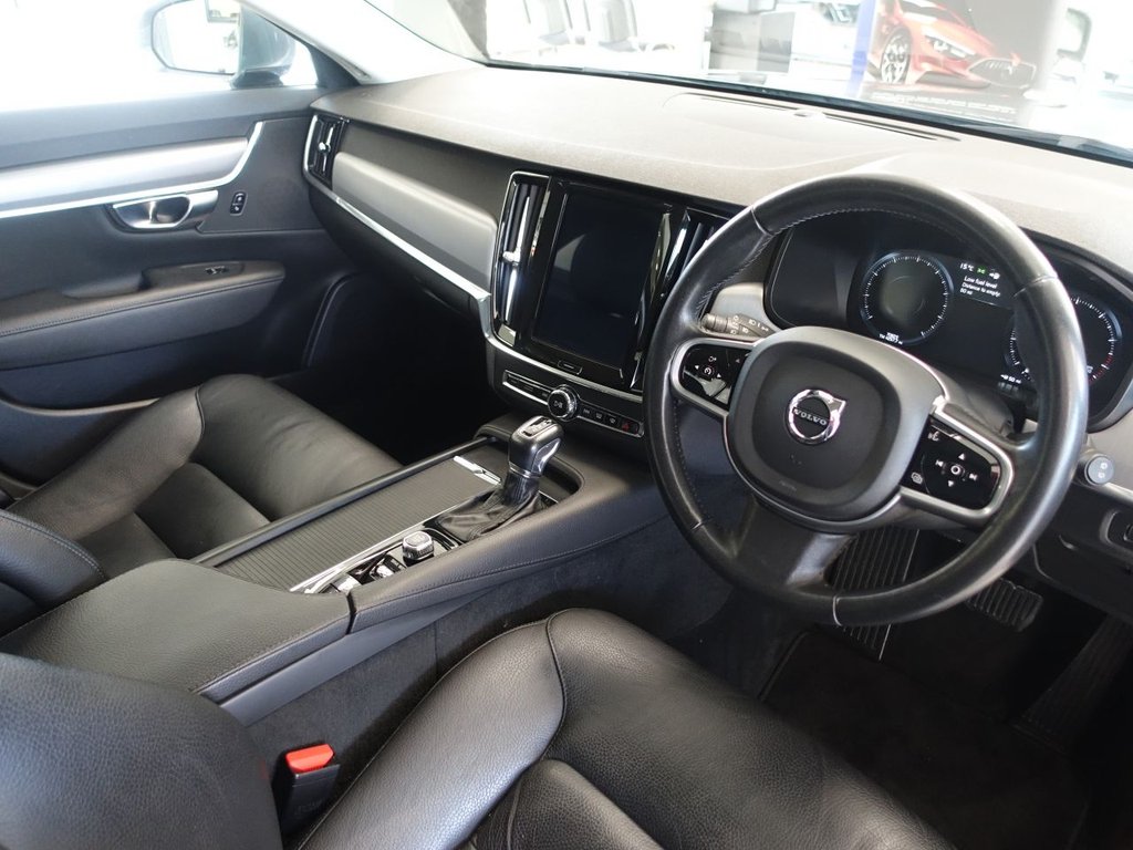 Used Volvo V90 2019 for sale - 77026896: Photo 2