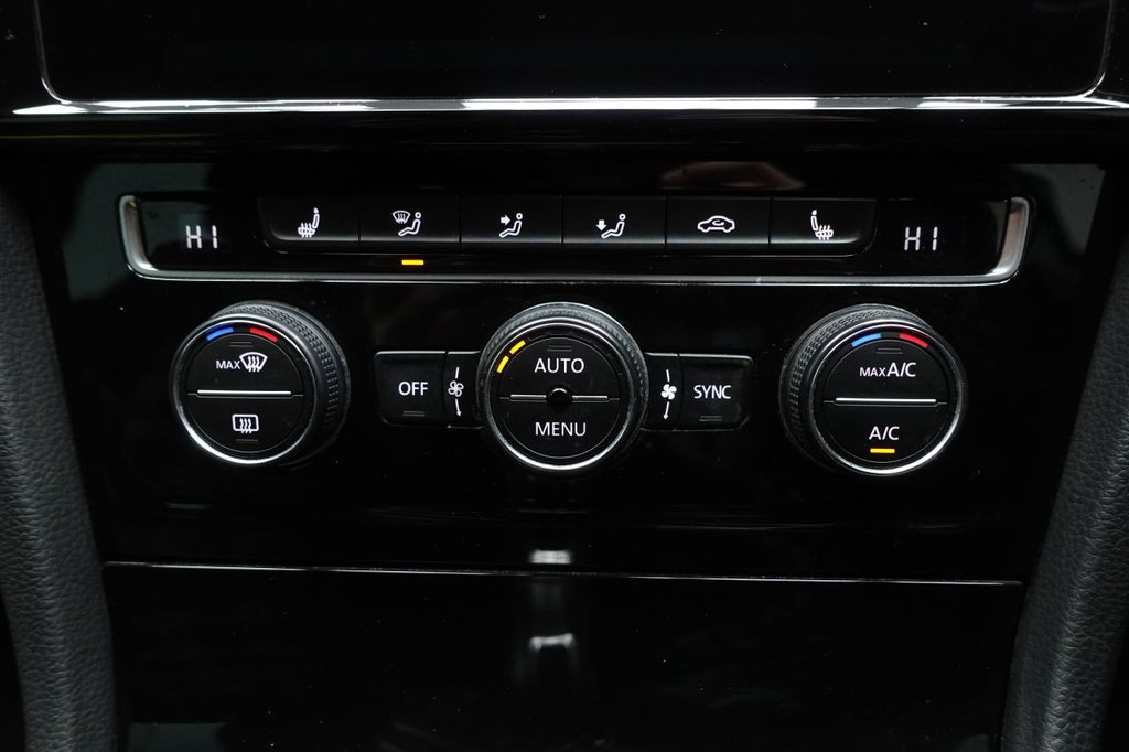 Used Volkswagen Golf 2019 for sale - 77558002: Photo 35