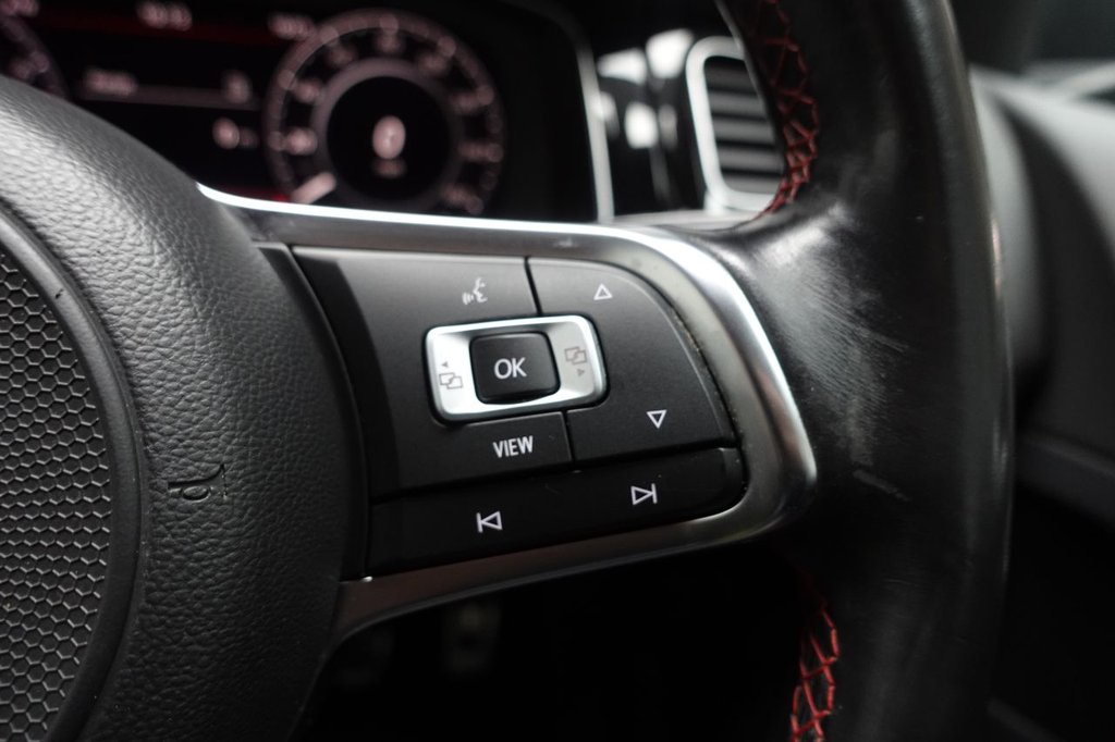 Used Volkswagen Golf 2019 for sale - 77558002: Photo 45