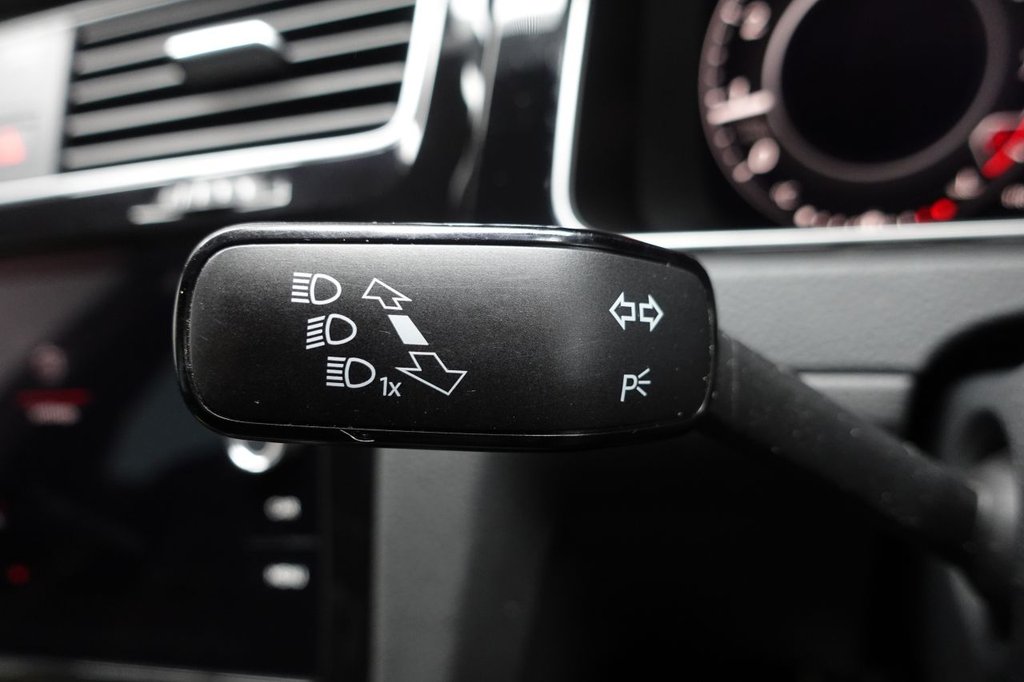 Used Volkswagen Golf 2019 for sale - 77558002: Photo 48