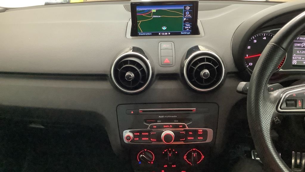 Used Audi A1 2016 for sale - 77188779: Photo 2