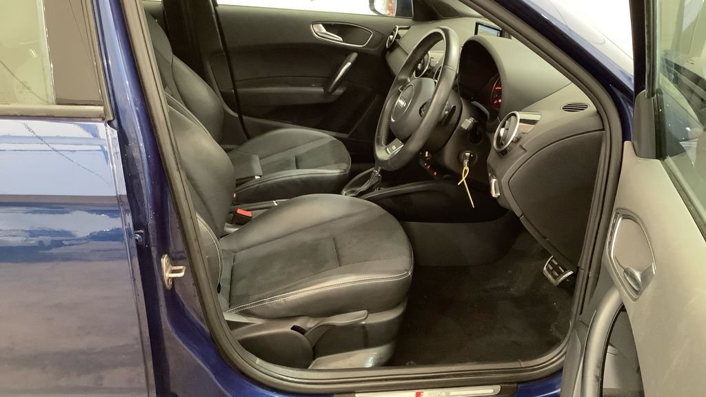 Used Audi A1 2016 for sale - 77188779: Photo 3