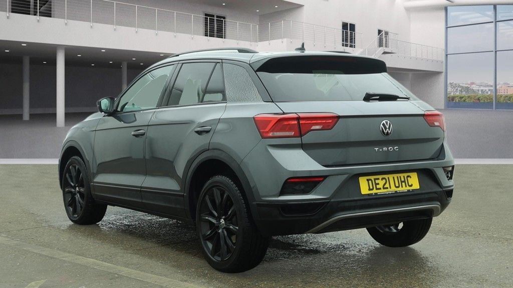 Used Volkswagen T-Roc 2021 for sale - 77835857: Photo 3