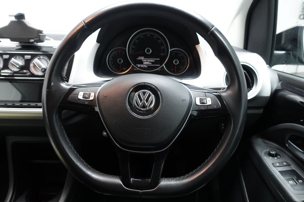 Used Volkswagen up! 2019 for sale - 77408163: Photo 32