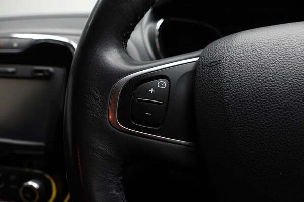 Used Renault Captur 2016 for sale - 76028999: Photo 20