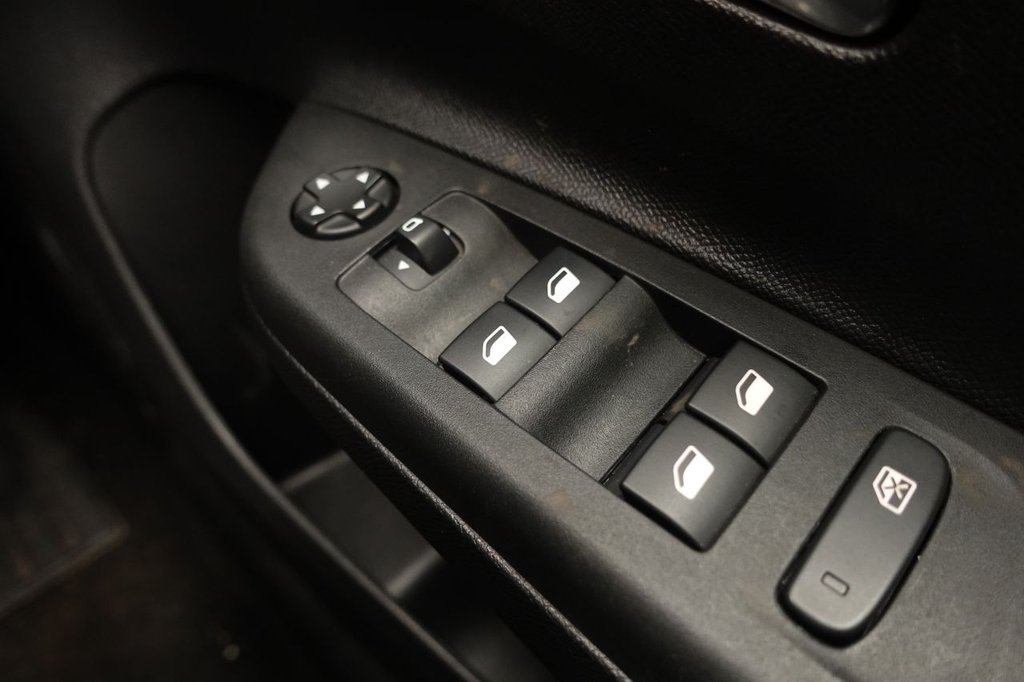 Used Vauxhall Corsa 2022 for sale - 77427939: Photo 40