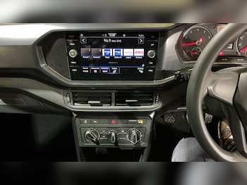 Used Volkswagen T-Cross 2021 for sale - 76547060: Photo