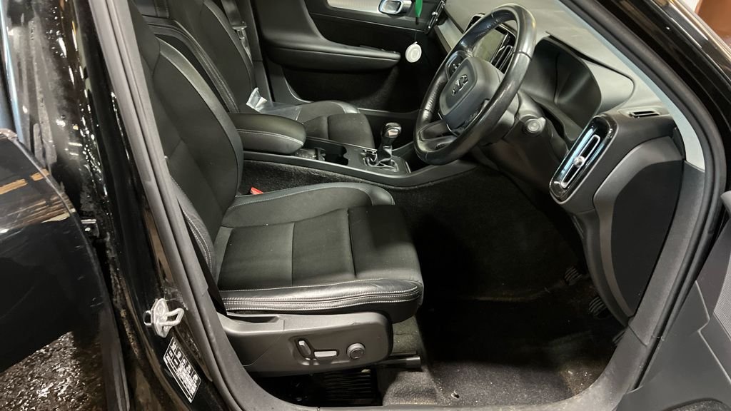 Used Volvo XC40 2019 for sale - 77188315: Photo 3