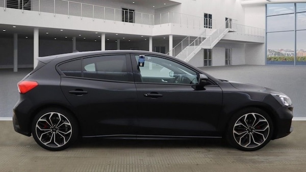 Used Ford Focus 2019 for sale - 76267327: Photo 9